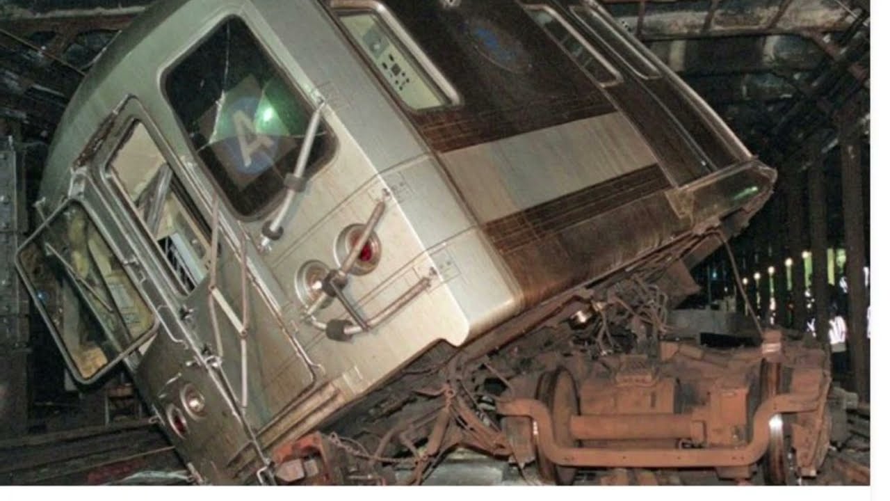 Moments Of Impending Doom On NYCT Subway