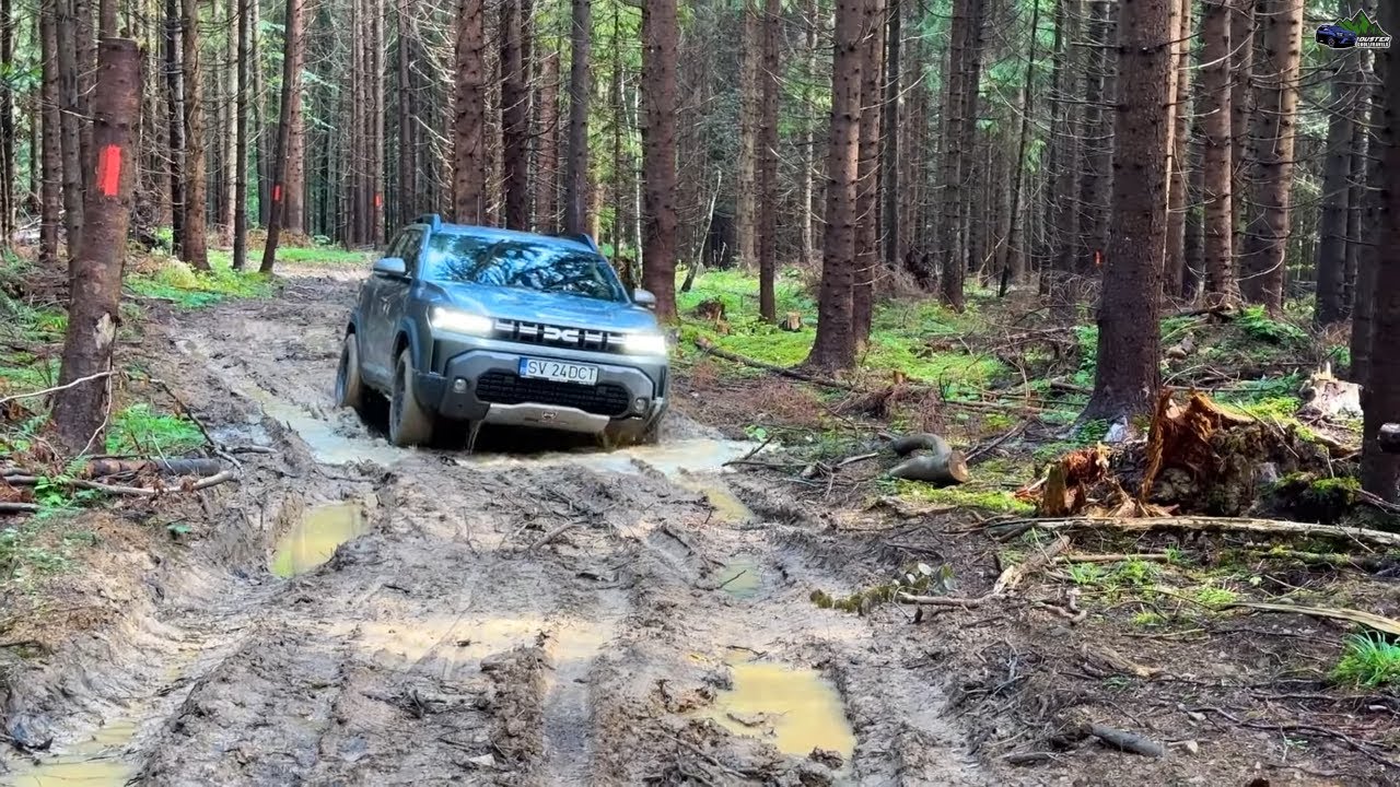 2025 Dacia Duster 4x4 1.2 TCe 130 in Mud Offroad