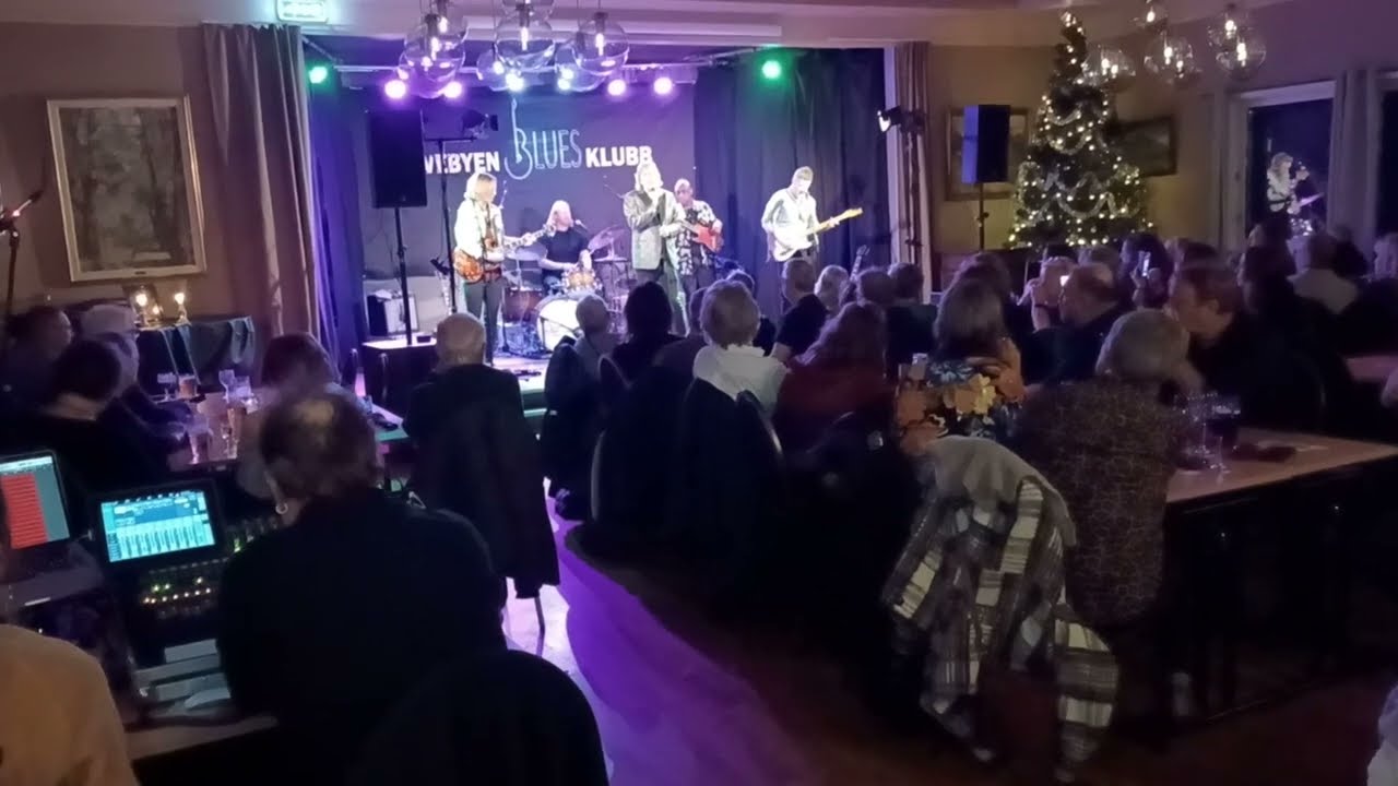 Spoonful Of Blues - Hold me in your arms tonight