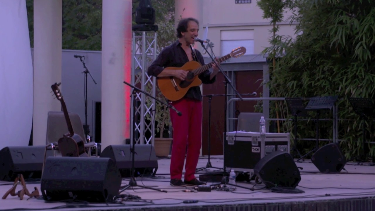 VIROU AREIA (Lenine) Patrick Agullo
