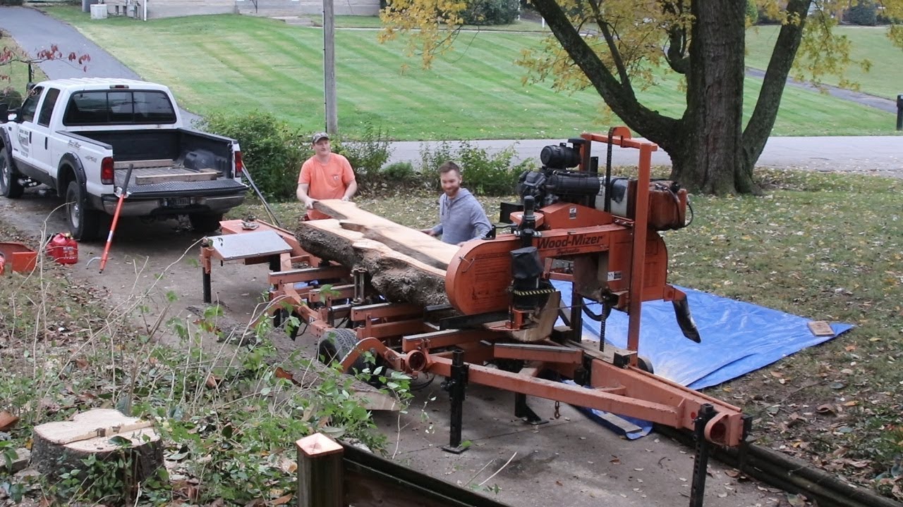 Cutting Slabs from Magnolia tree - Wood-Mizer goes Urban!