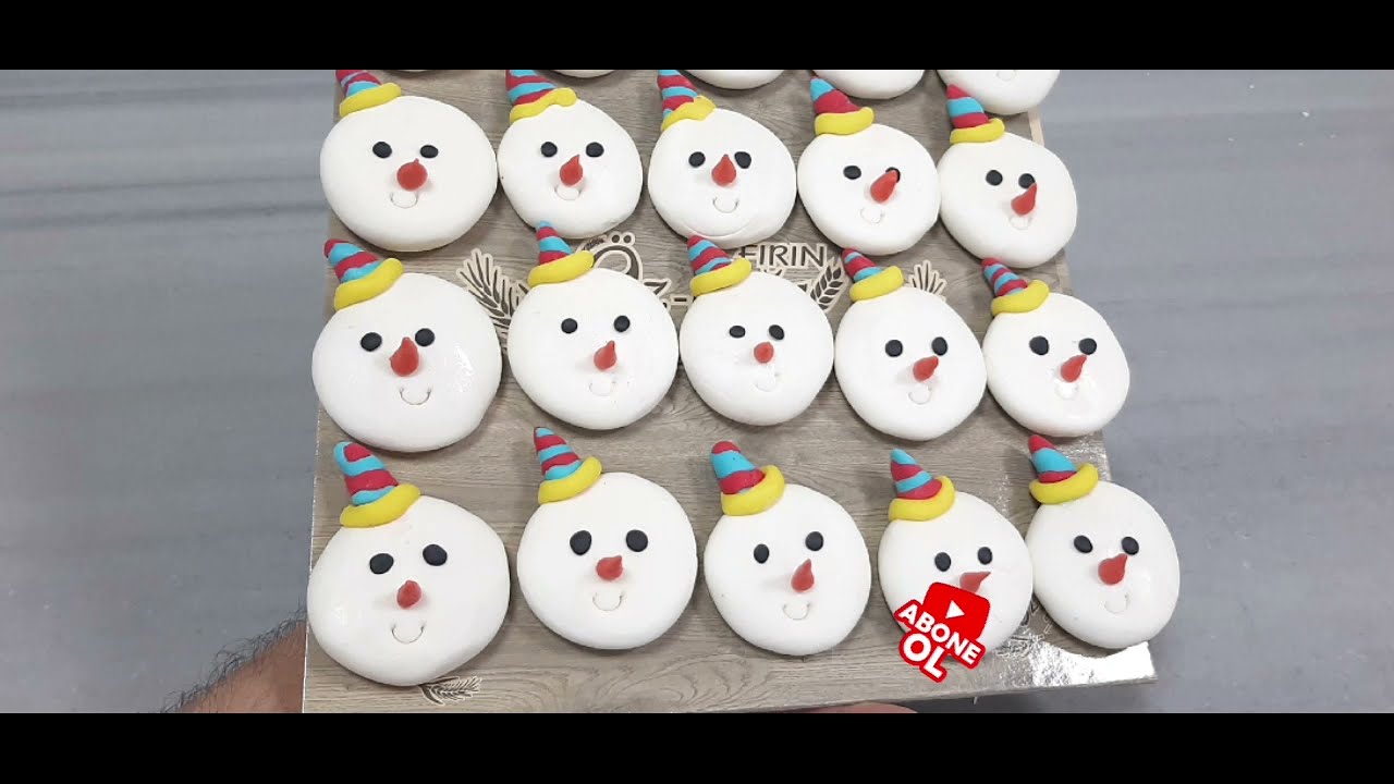 şeker hamuru ile kardan adam yüzü nasıl yapılır/noel pastalarına özel-2