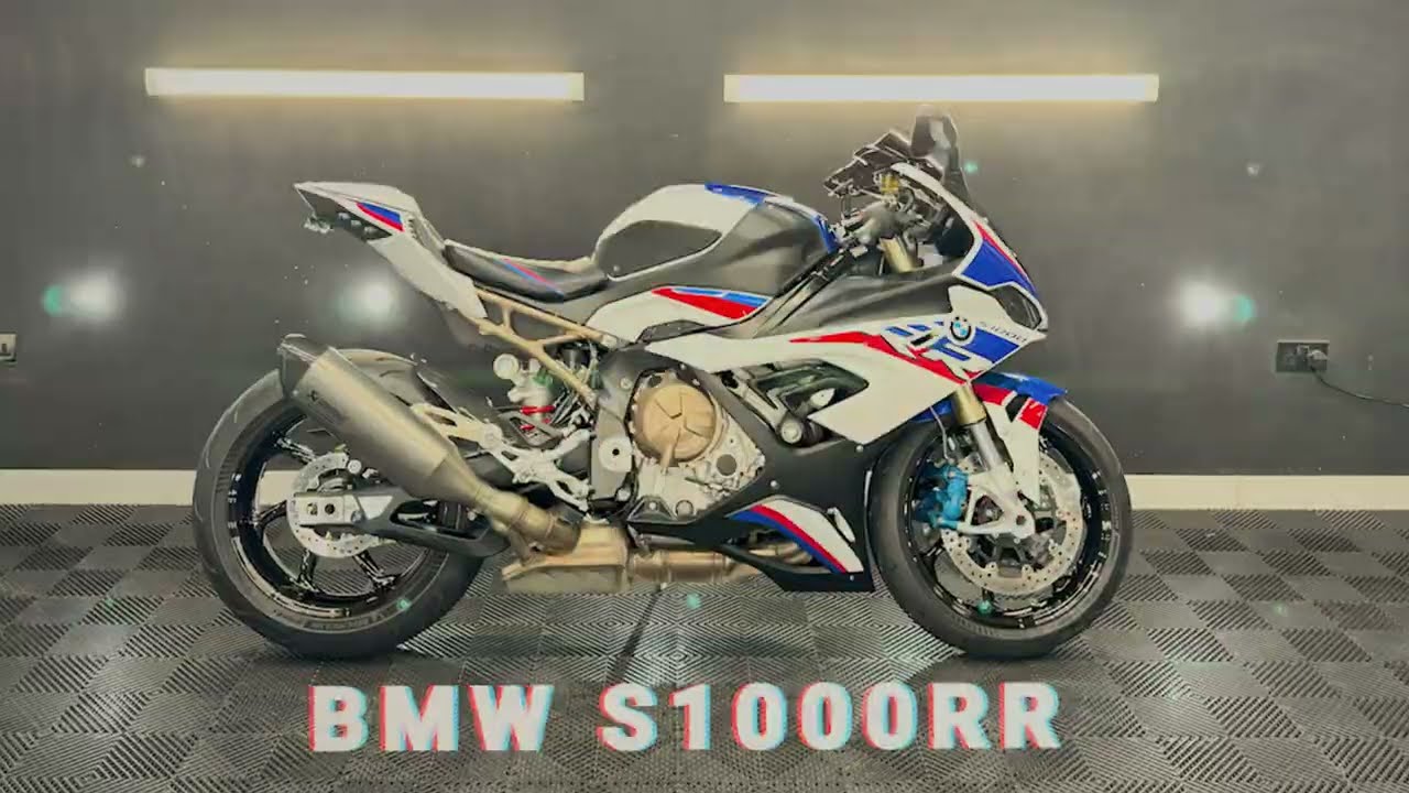 Polishing CARBON FIBRE WHEELS Back To Life - BMW S1000RR Detail & Ceramic Coat ASMR
