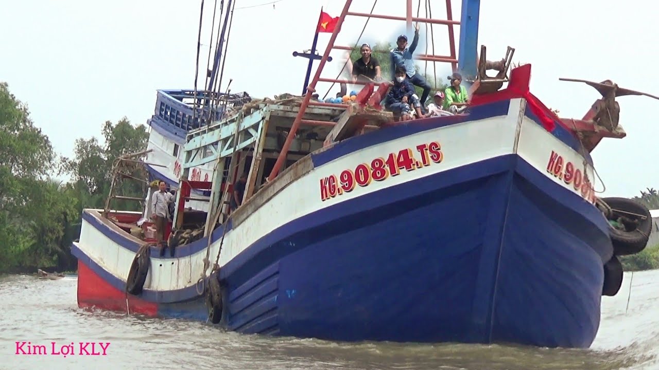 Tàu Cá Kiên Giang Ra Biển 6 Tháng,Mới Vào Bờ.