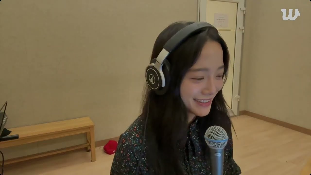 [SUB] 251011 김세정  Kim Sejeong Weverse Live: 오랜만이죠🥰