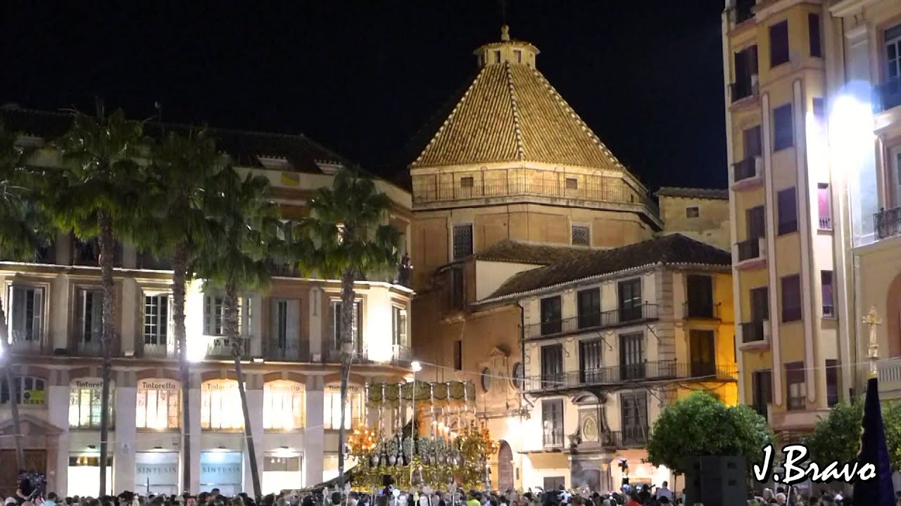 Procesión extraordinaria de la Virgen de la Esperanza (Málaga, 2013)