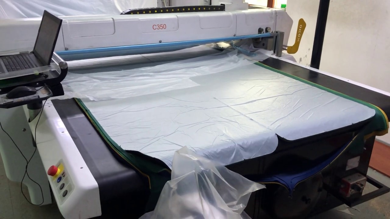 Cutter do tkanin Orox Flexo C350, ploter tnący.