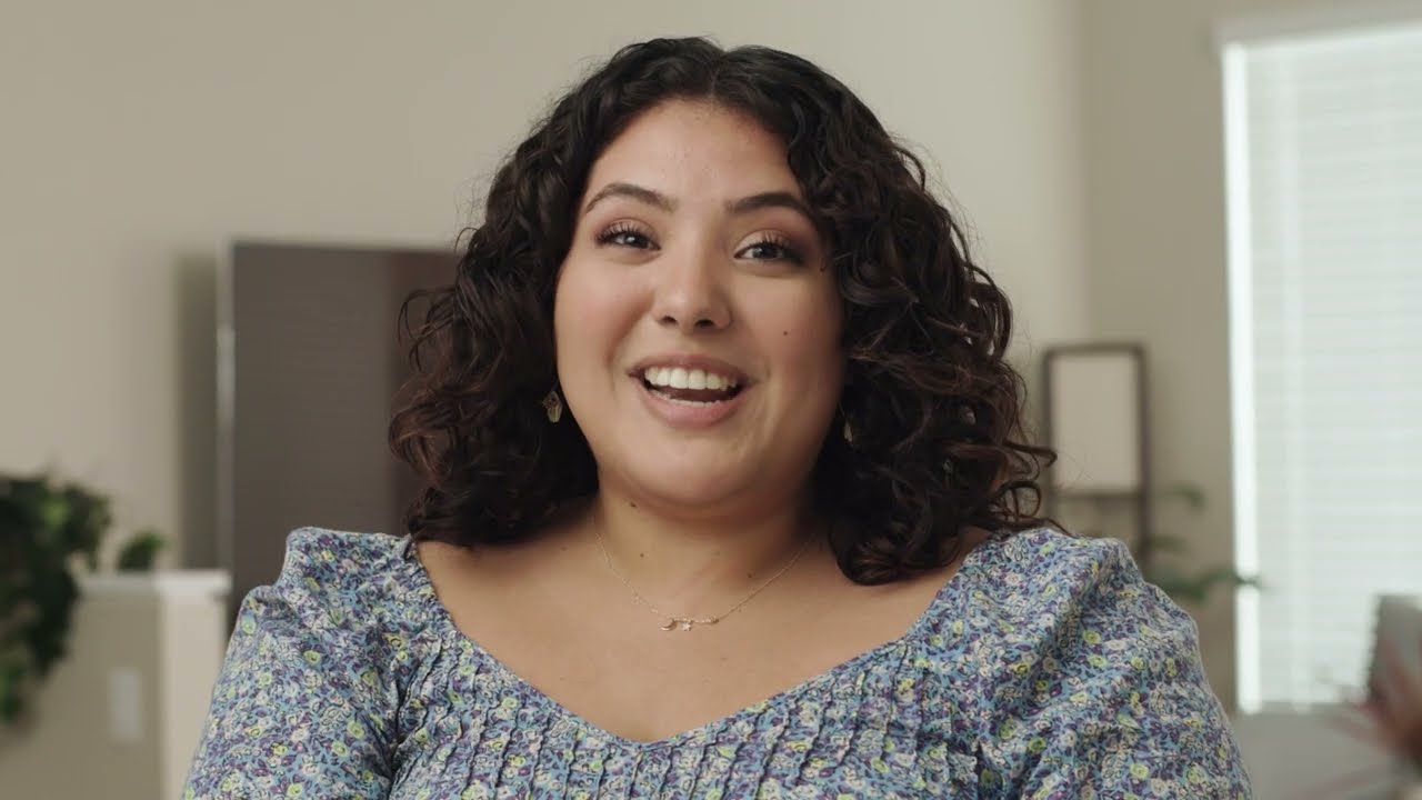 Abriendo el Kit de Procesador de Sonido Cochlear™ Nucleus® Kanso® 2