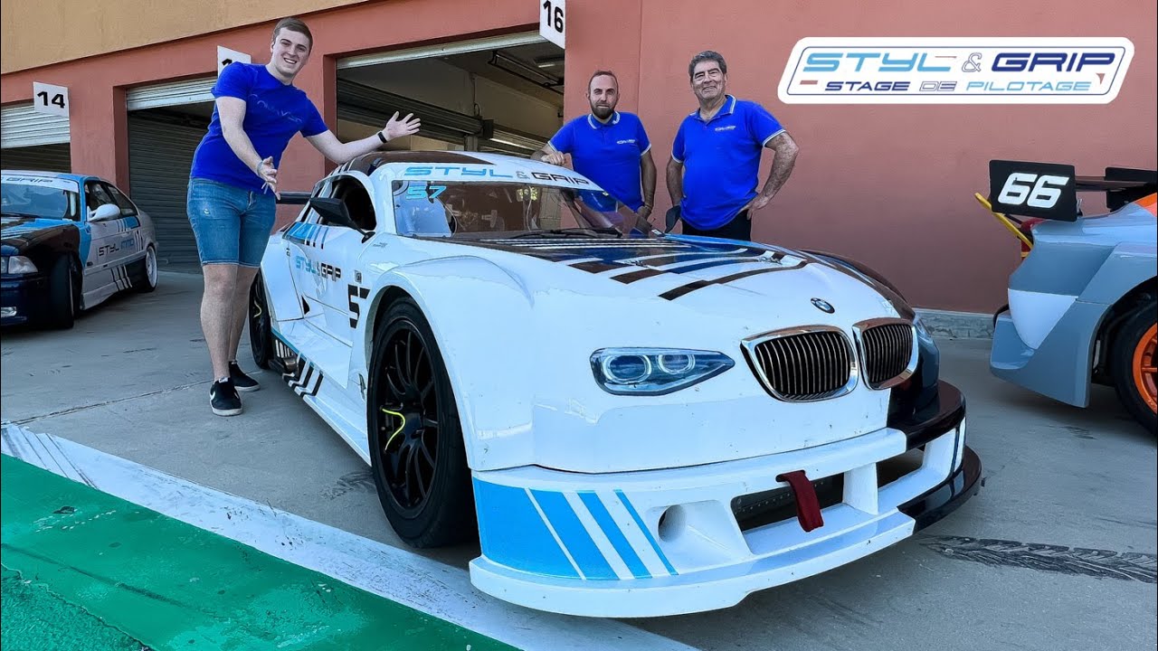 LOUER UNE VOITURE DE COURSE C'EST POSSIBLE ? J'ESSAIE UNE MITJET 2.0l SUR CIRCUIT !