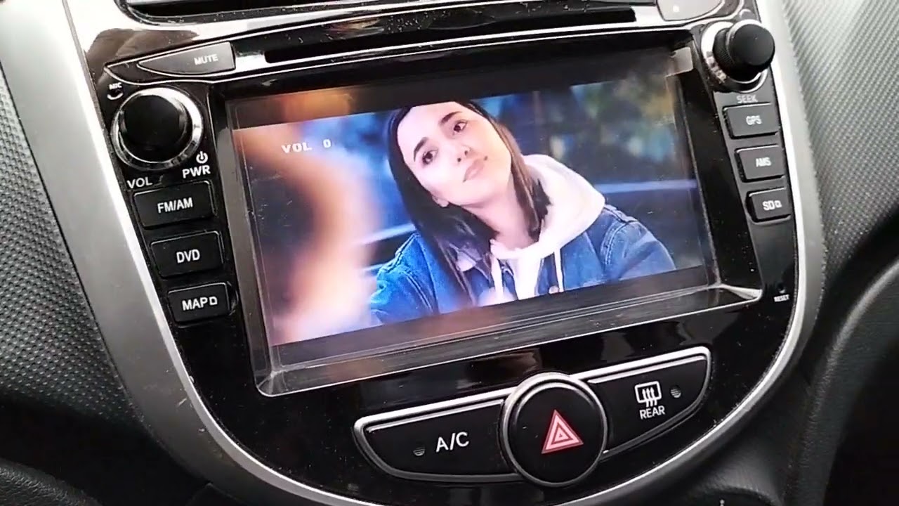 Hyundai | Hyundai Accent Blue multimedya ekranında video oynatma... devamı bir sonraki video da🚗🚘🚗🚘