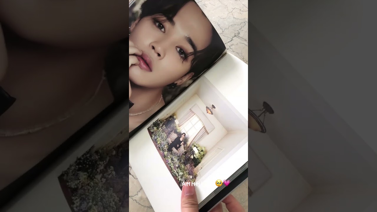 Unboxing BE deluxe album! 🤍 