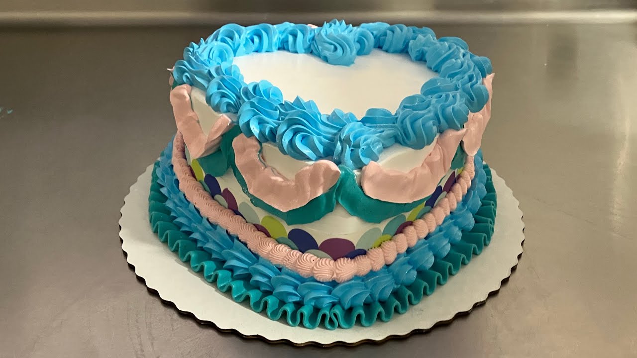 Heart shaped cake | Decorating cake | Decorating heart shaped cake 