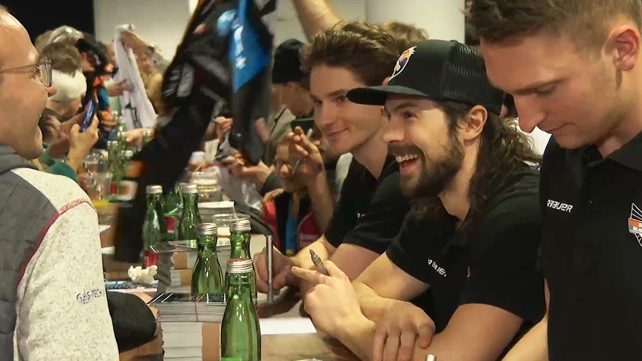 Black Wings Party: Cracks überraschen Fans