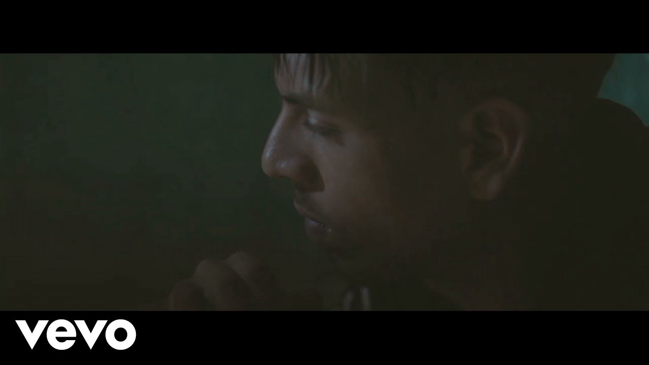 YL - Pas pareil ft. Timal