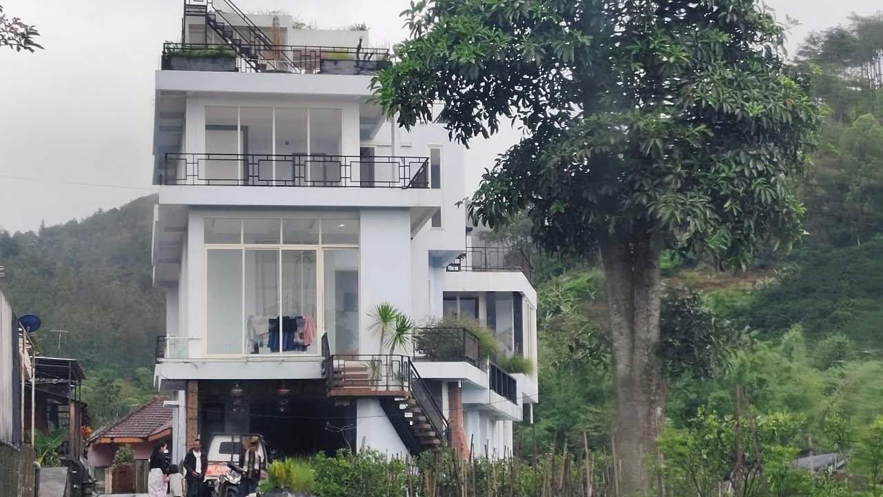Perkampungan LA Batu Malang Jawa Timur, Villa Dengan View Gunung Arjuna - ASMR