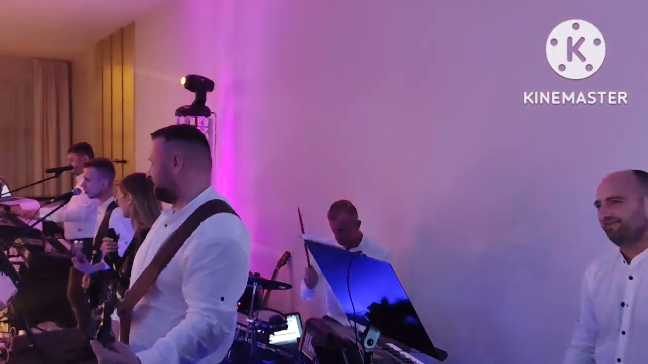 Zespół Nexteam-Bliskość Ciała cover(Cliver)