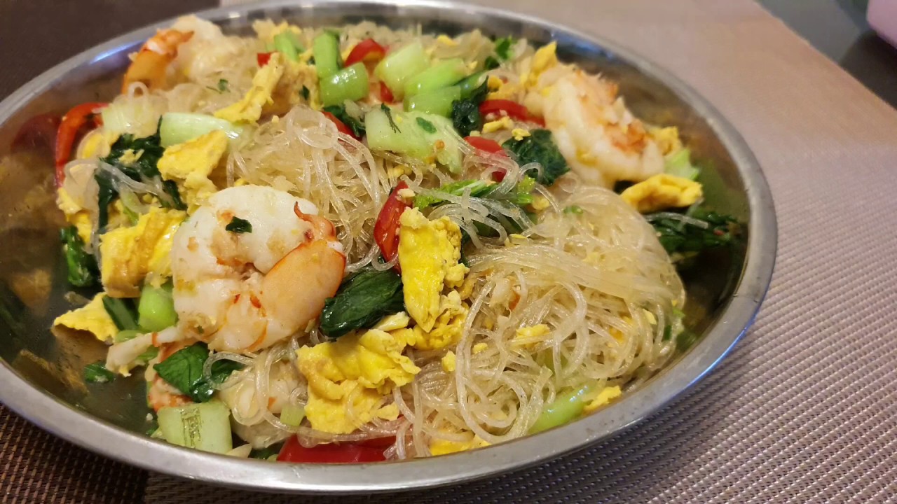 Stir fry glass noodles with prawn broth