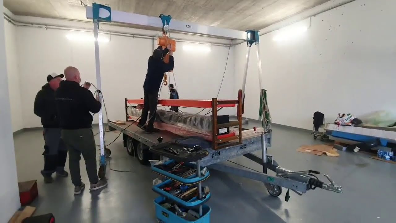 REMA-MASCHINEN AG Montage Parkhebebühnen 4SF-4000C 230 V 4.0 To. Nutzlast. www.remamaschinen.ch