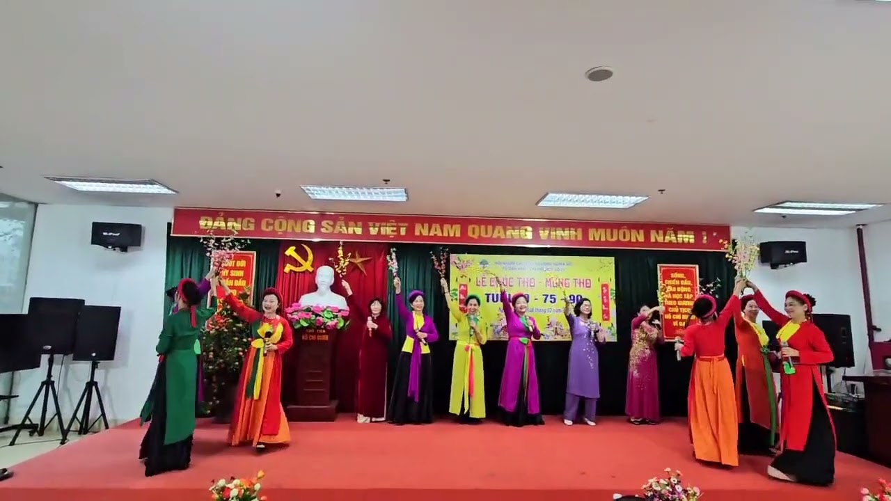 BÀI HÁT MỪNG THỌ theo điệu Vào Chùa, Quan họ Bắc Ninh, Đd: Ns.Thái Phong tại lễ mừng thọ cc HVQP
