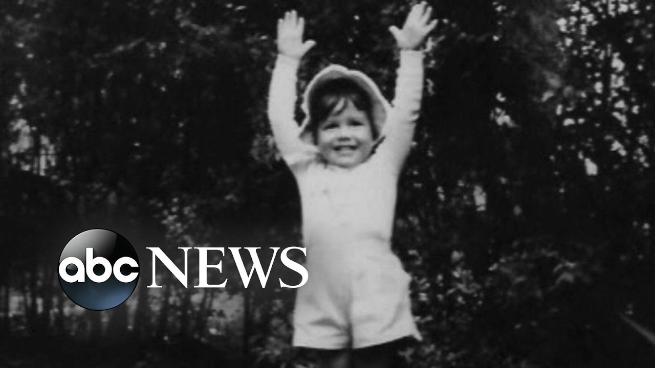 Mary Tyler Moore's Difficult Upbringing and Show Business Debut: Part 1