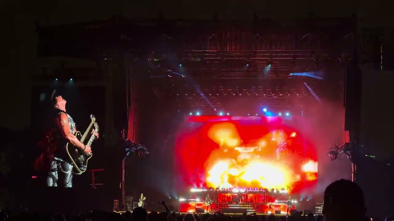 Guns n Roses (Live 4k) - Civil War - Montreal 2023