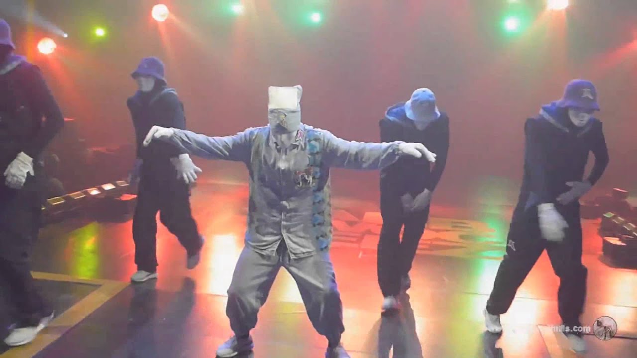 Jabbawockeez New Show at Halloween Horror Nights Hollywood 2015