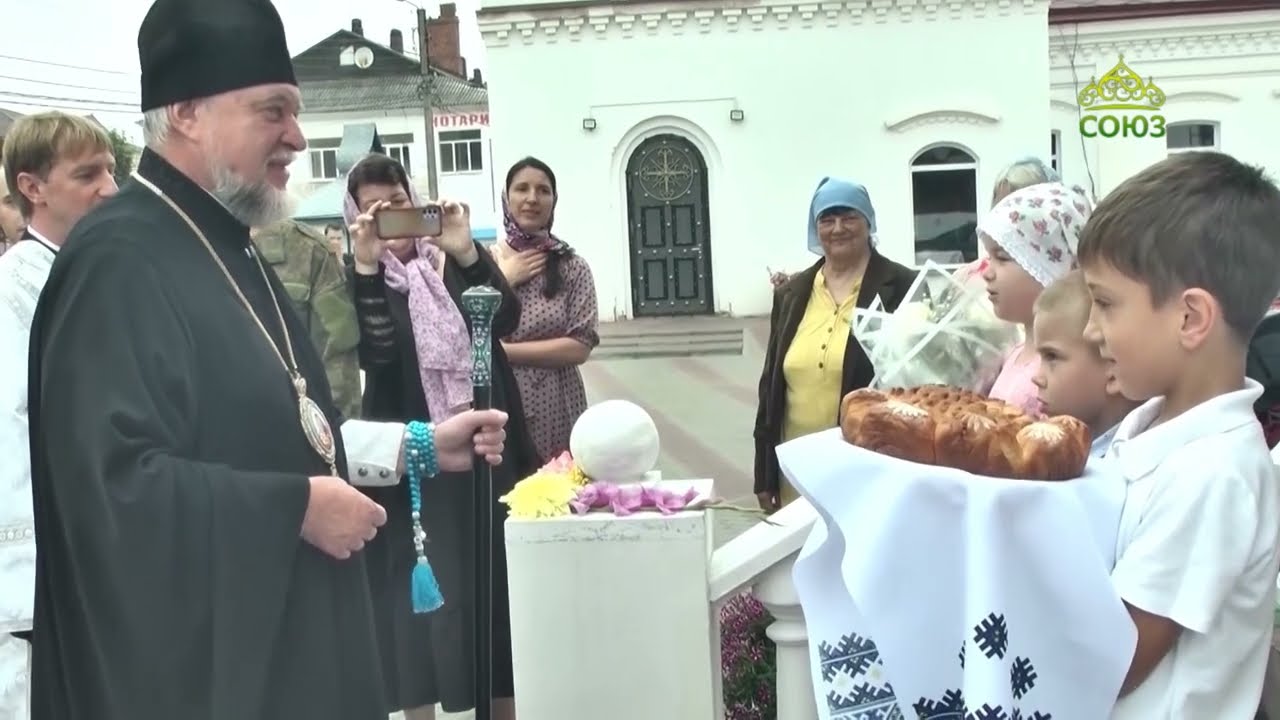 Освящение Свято-Успенского храма поселка Климово совершил епископ Клинцовский и Трубчевский Владимир