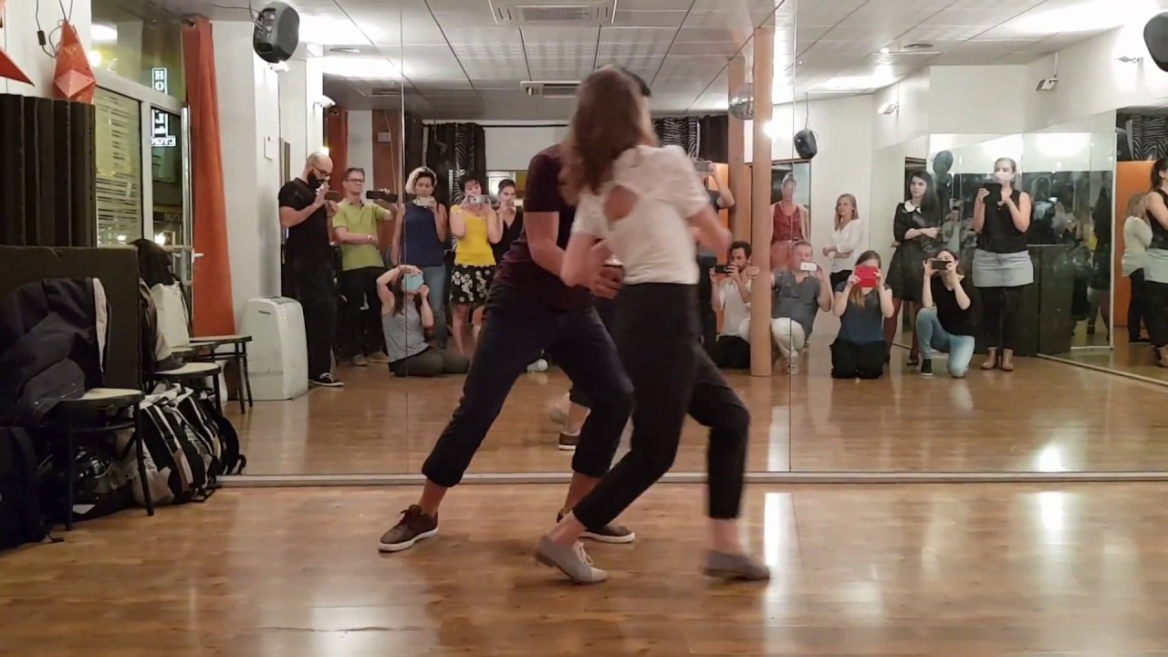 Blues Class Inter - Elise and Rija