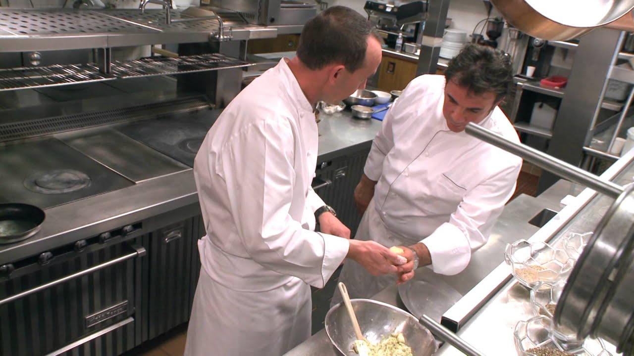 Cuisine Culture™ How to Cook  Onion Soup by 2 Star Michelin Chef 