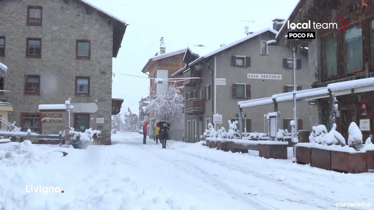 LIVE Livigno si sveglia sotto la neve. Prima nevicata della stagione: diretta video