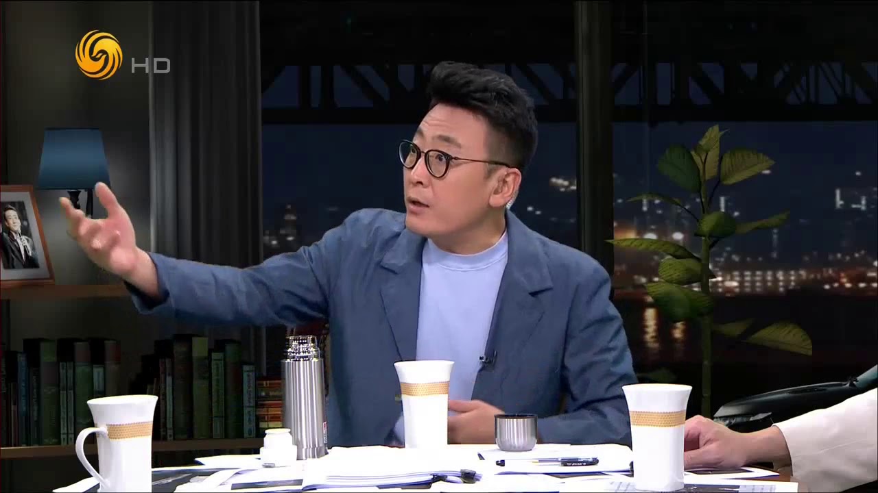 《锵锵三人行》20170829 保温杯里的中年危机（周轶君 陶杰）
