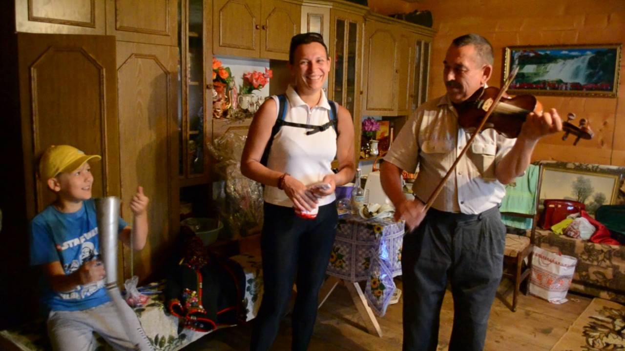 Верхній Ясенів дядько Дмитро на прізвисько Поглумийло. В гостях у Гуцулів.