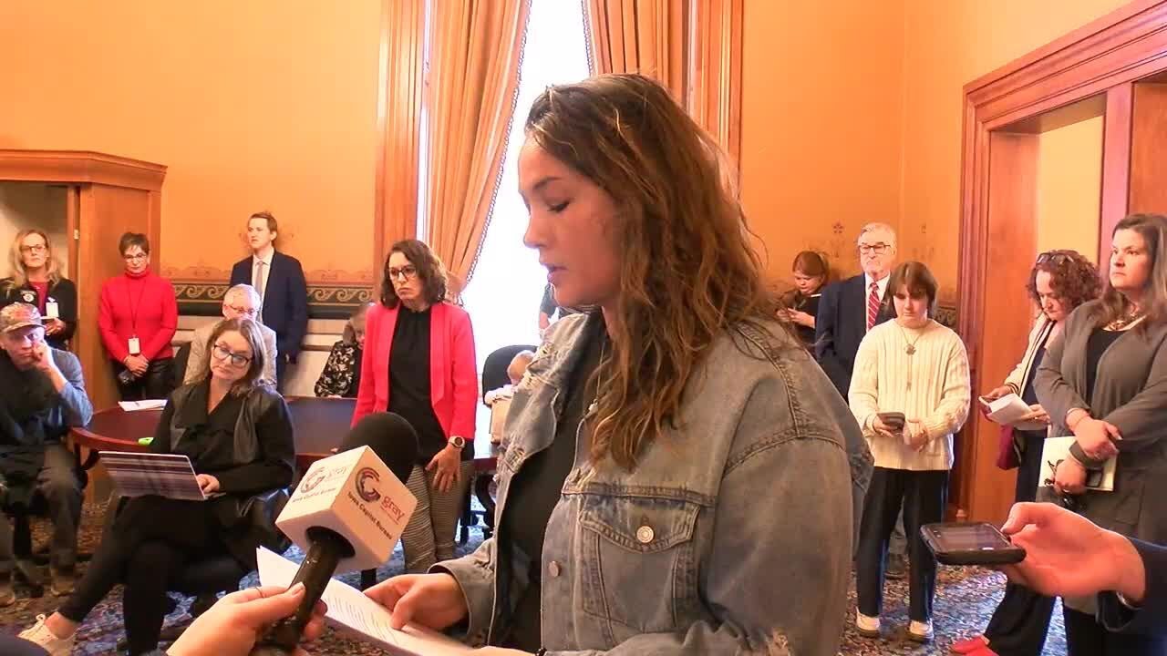 Iowa House discusses bill banning vaccine mandates during health emergencies