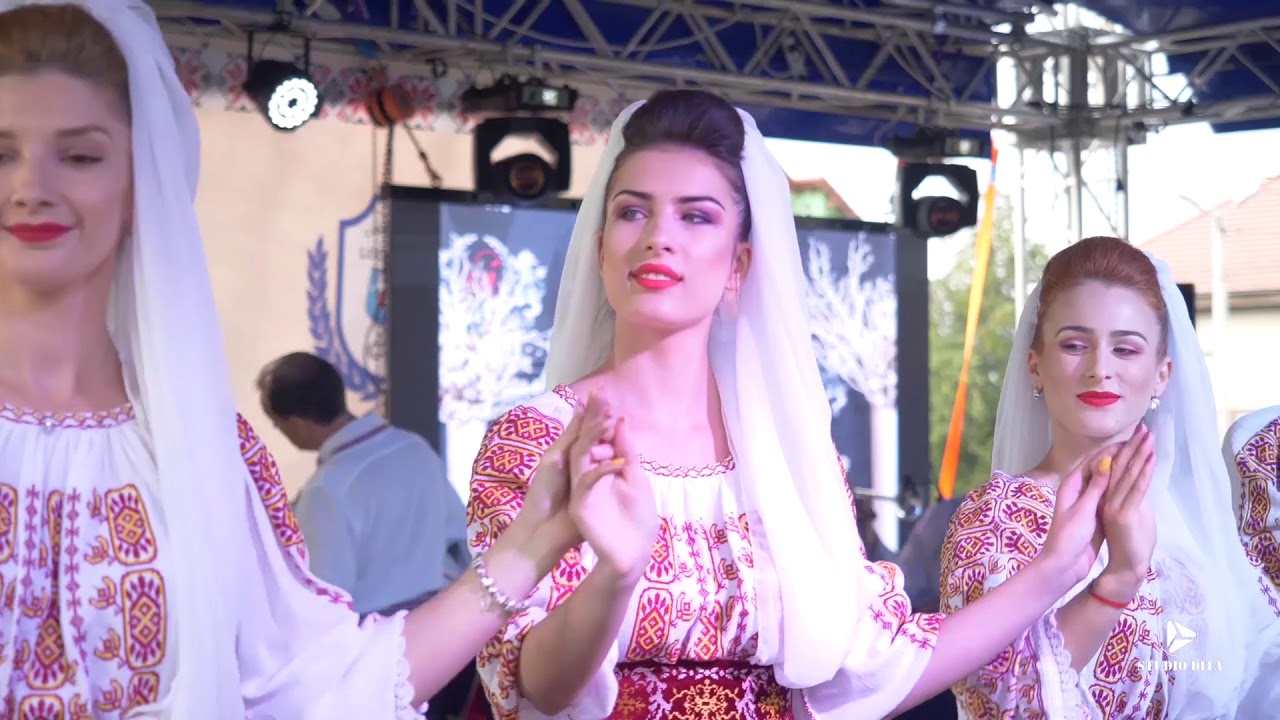 Ansamblul Ghiocelul din Giroc - dans oltenesc - Festivalul Ionel Lucian Sipos Giroc 2019