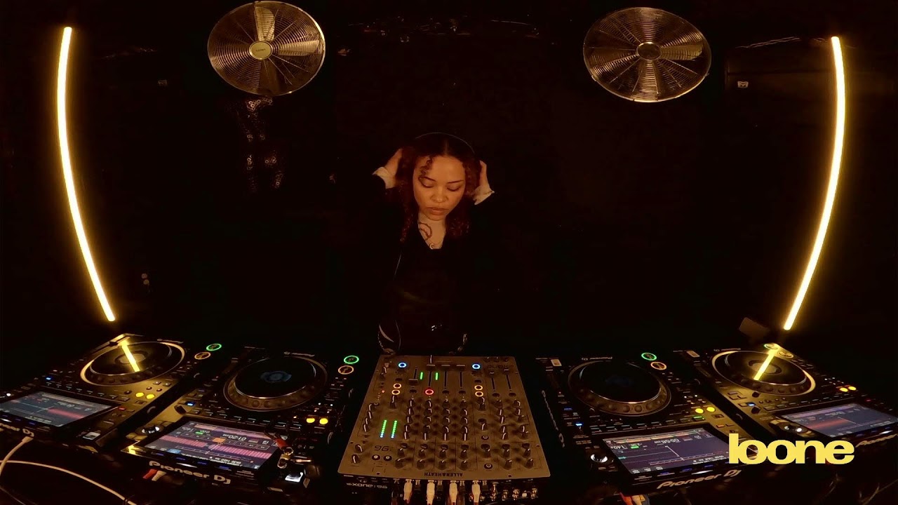 LOONE LIVE x SINGULARITY w/ LUCIA LU