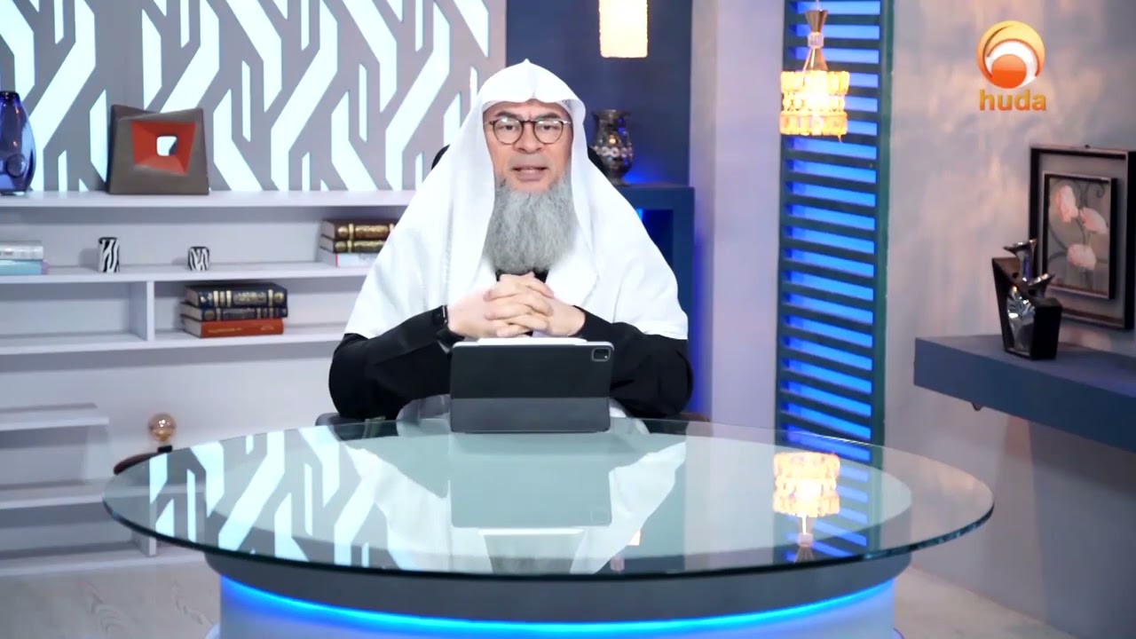 A Dua whenever you fear someone.. Sheikh Assim Al Hakeem  #hudatv