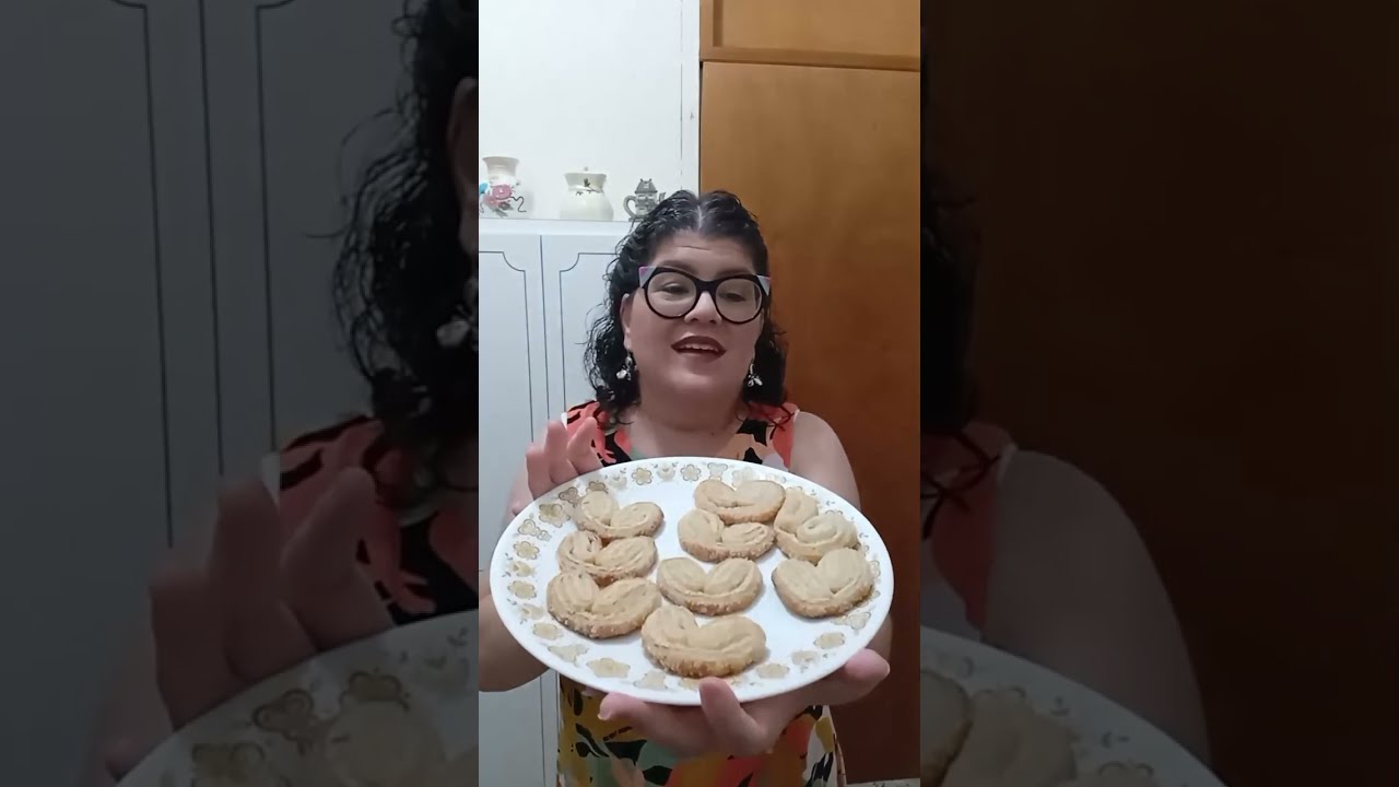 Presentación Final De Receta Que hice En Vivo El 1 De Enero De 2026 Aperitivo Palmeritas U Orejitas