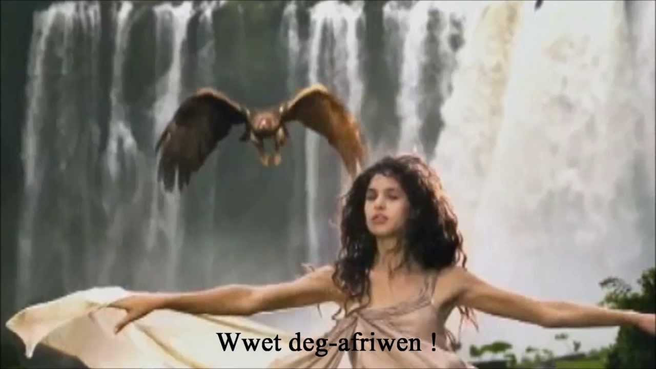 Malika YAMI Afrux-iw ( La chanson compl&egrave;te + paroles)