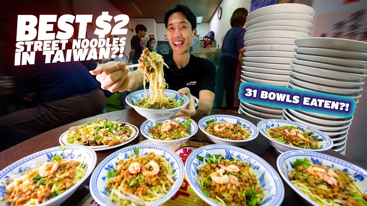 Taiwan's $2 Michelin Bib Gourmand Street Noodles?! | 31 BOWLS OF DANZAI NOODLES EATEN! 