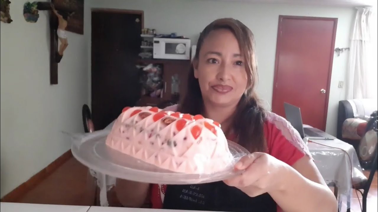 Gelatina beso de ángel para San valentin / Las Recetas De Lupita