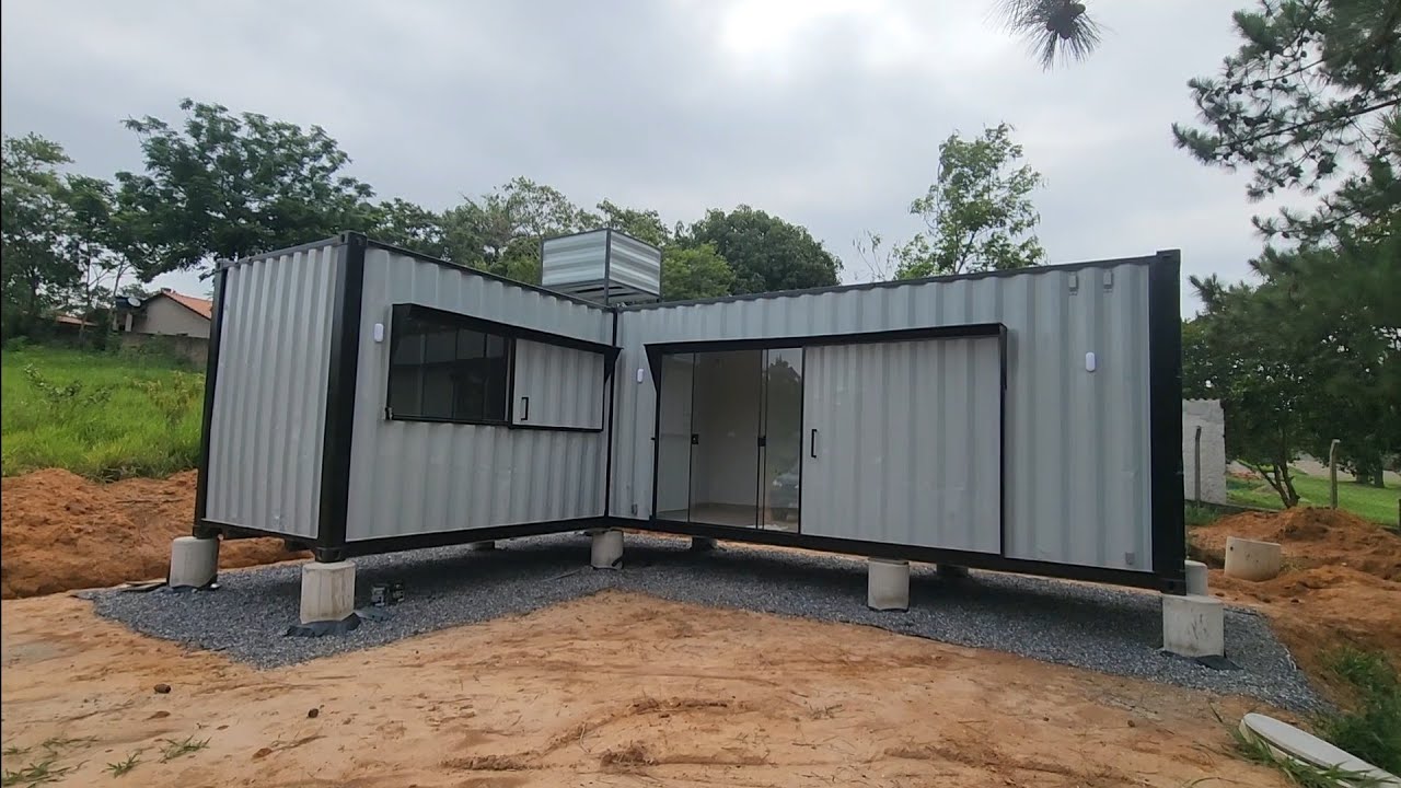 Casa Container 30m2, entregue em Araçoiaba da Serra/SP - Azul Containers