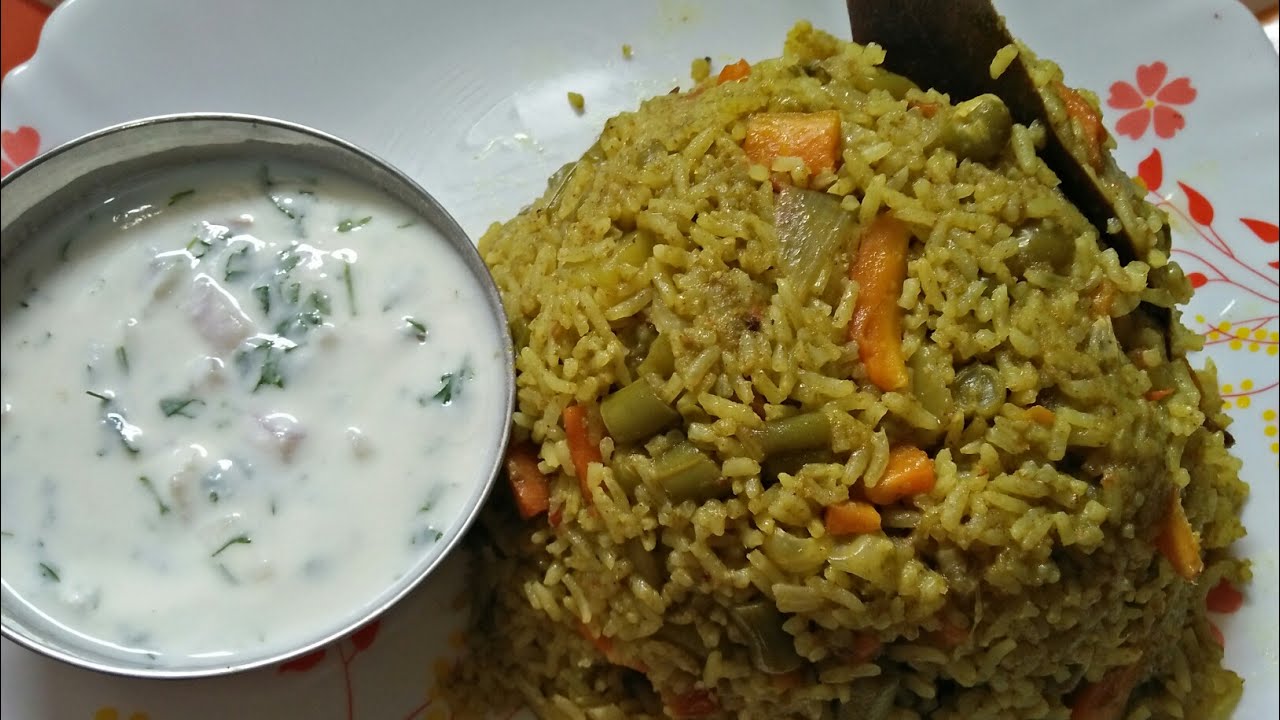 Vegetable Pulao/ Vegetable Pulao In Cooker / Mixed Vegetable Pulao in Kannada