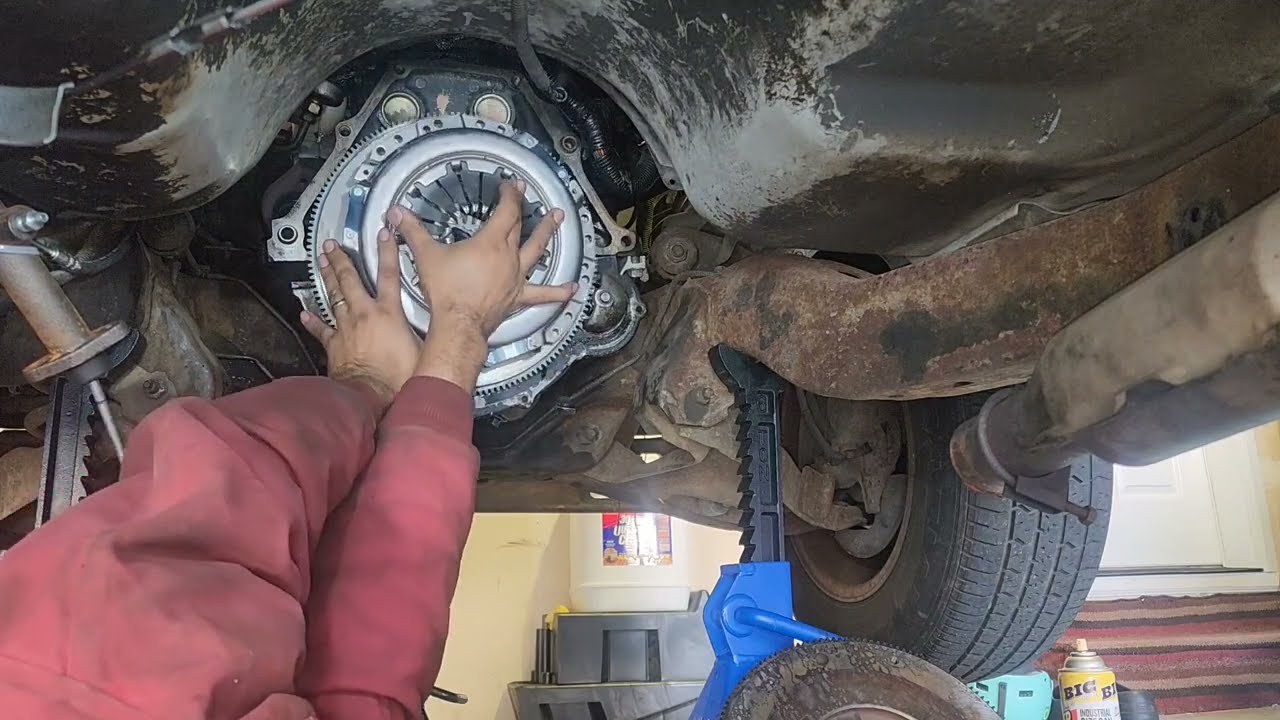cambio de trasmisión y clutch 1989 chevy S10 ( segunda parte)