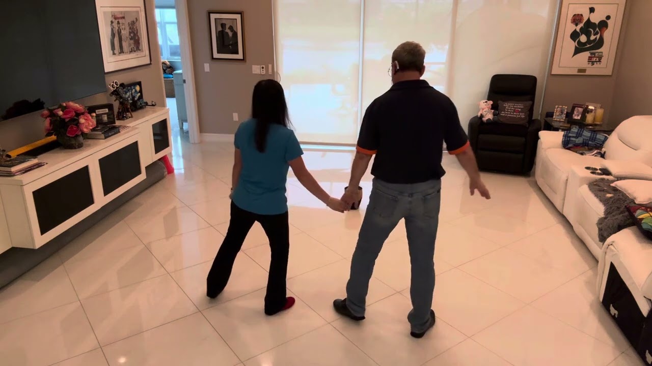 PERFECT (Circle Dance) Demo/Tutorial (WieslawaPopiel, Justyna Gebska and Pawel Somali - in Poland)