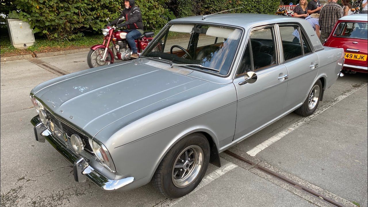 1969 Ford Cortina MK2 1600E (WDA 221G) Humber Bridge Classic Car Night 15/09/23.