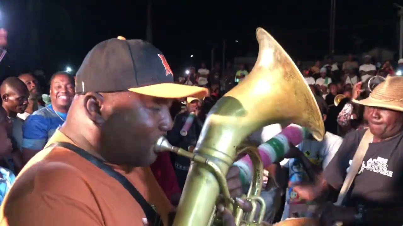 Bino laflè de roz leogane 