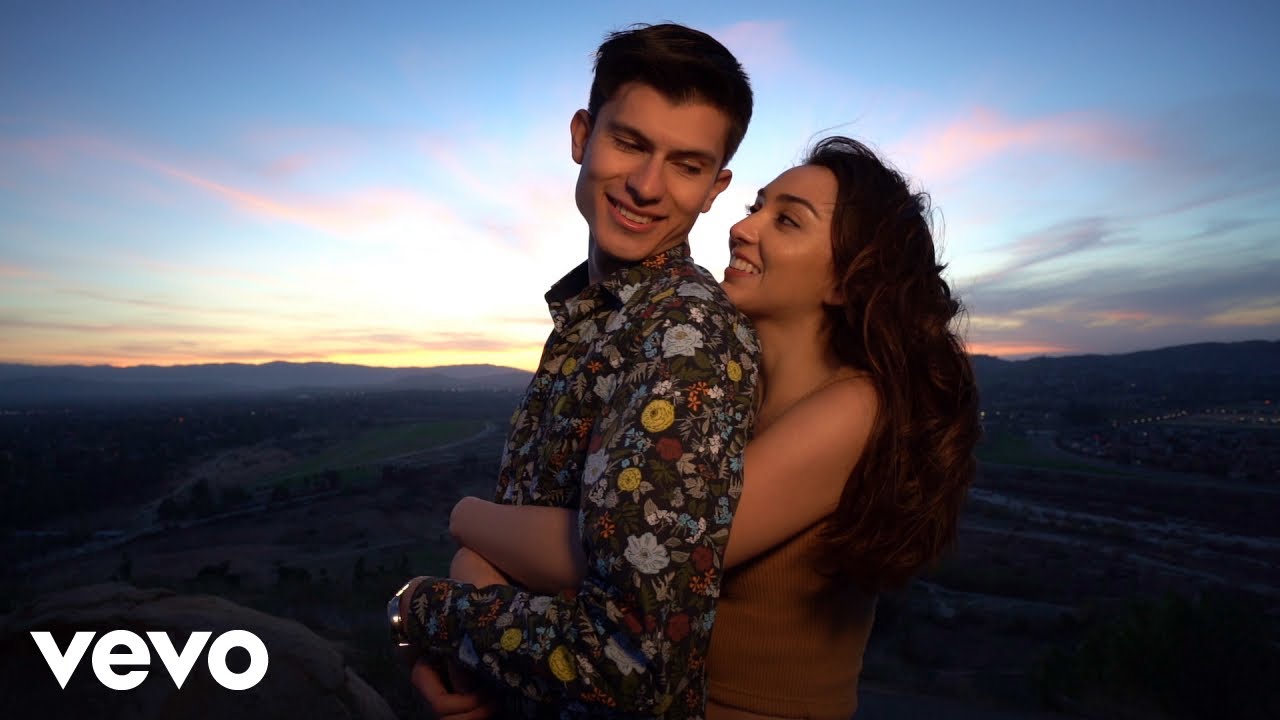 Lalo Cruz - Extraordinaria (Official Video)