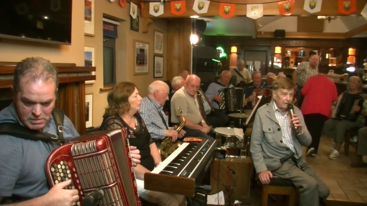 Christy Gamble singing The Swallow