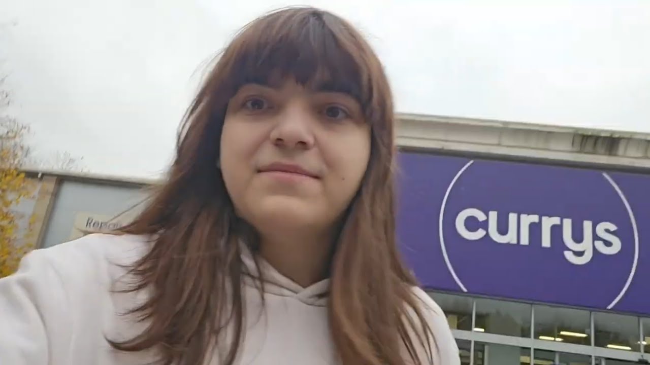Back To Currys 8 YEARS LATER (not looking for a laptop)