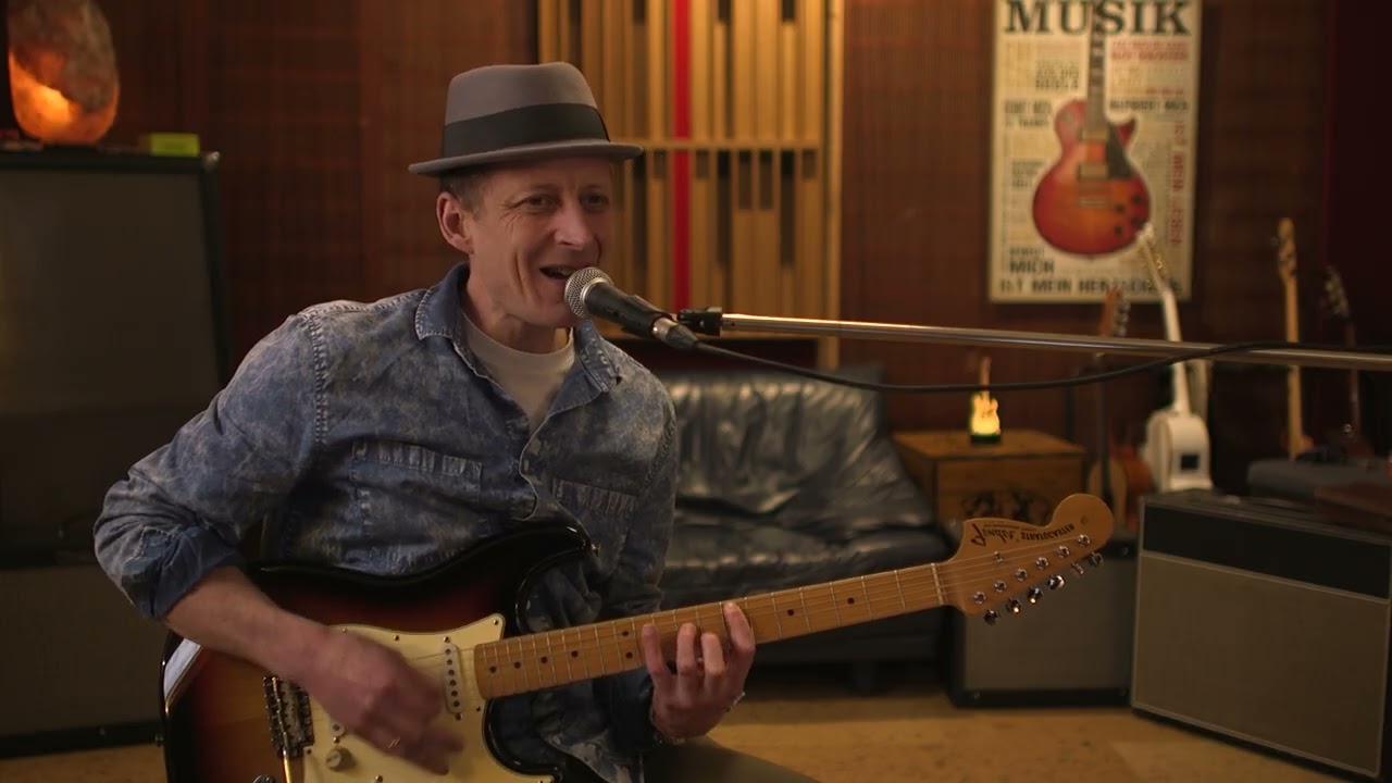Stevie Ray Vaughan - Love Struck Baby #guitar #srv #playalong  #blues #raw #unfiltered #vaughan